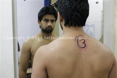 Awesome Black Ek Onkar Tattoo On Man Upper Back
