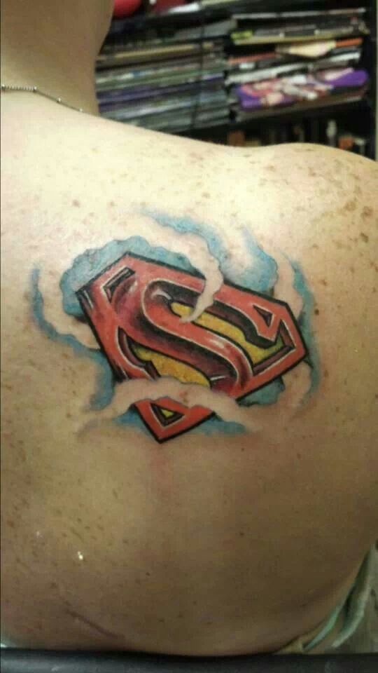 Awesome Superman Logo Tattoo On Right Back Shoulder By Jeremy D Agostino