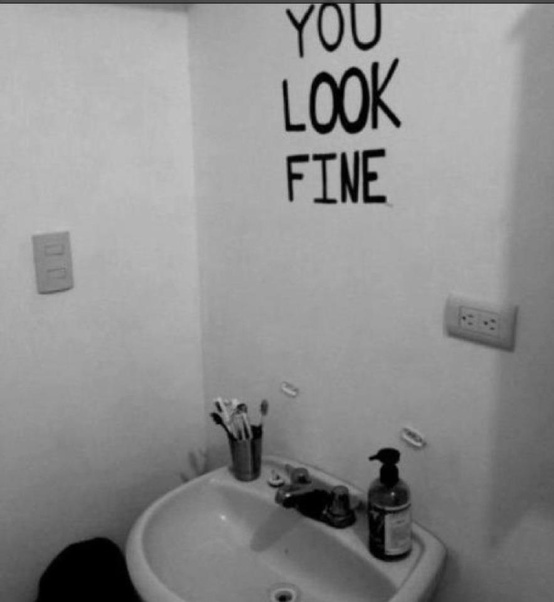 You Look Fine Funny Missing Mirror