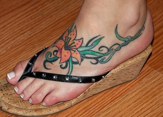 Awesome Flower Tattoo On Foot