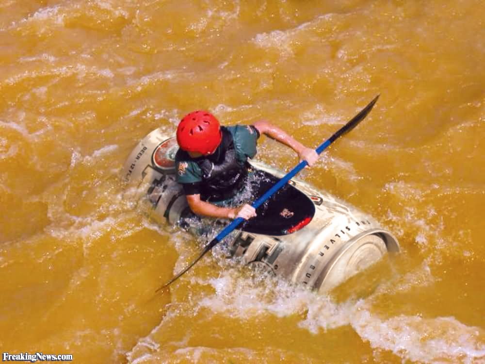 Beer Can Funny Canoeing Picture