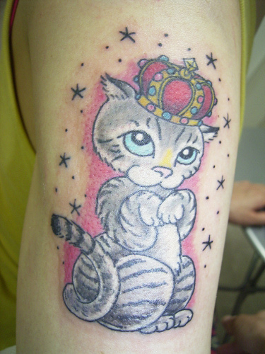 Cat With Queen Crown Tattoo On Half Sleeve