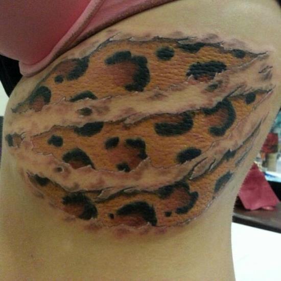 Color Ink Cheetah Print Tattoo Idea For Girls
