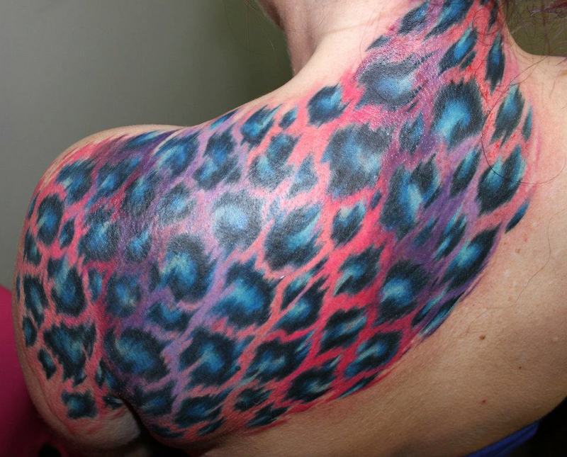 Colorful Leopard Print Tattoo On Left Back Shoulder