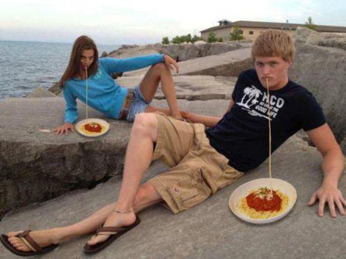 Funny Couple Eating Picture
