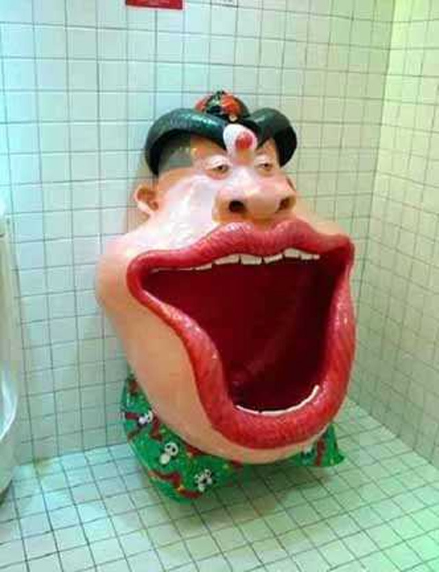 Funny Face Toilet Picture
