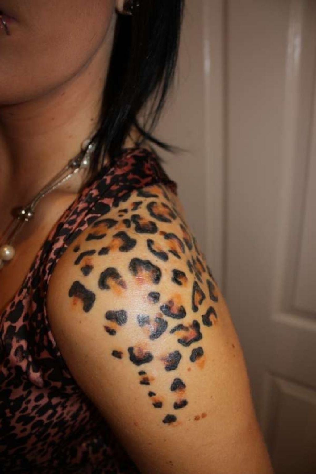 Killer Cheetah Print Tattoo On Left Shoulder For Girls