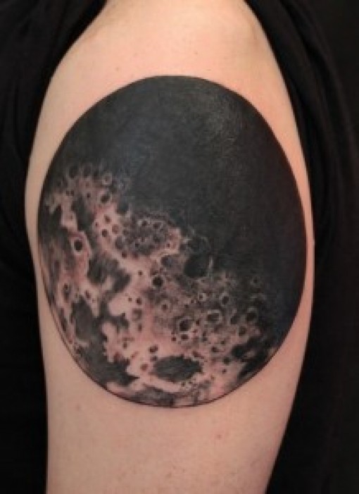 Black Ink Moon Tattoo On Shoulder