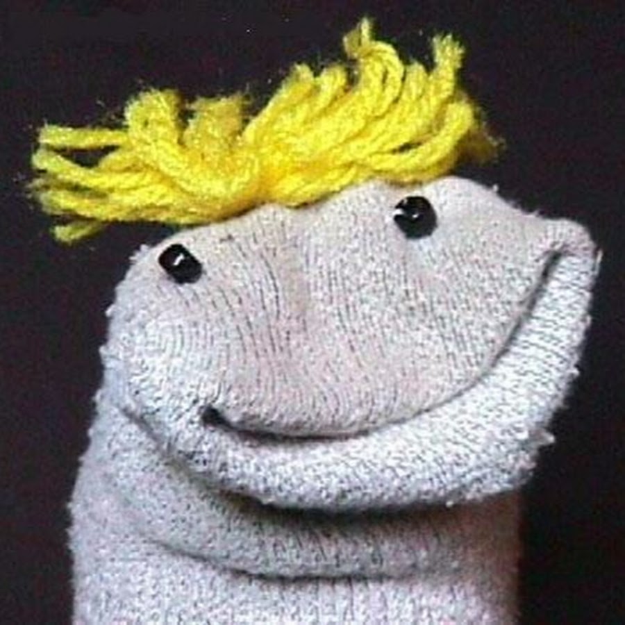 Funny-Sock-Puppet-With-Yellow-Hair.jpg