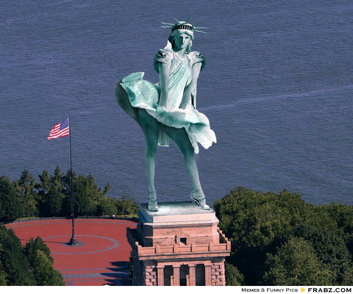 Funny Statue Of Liberty In Frock