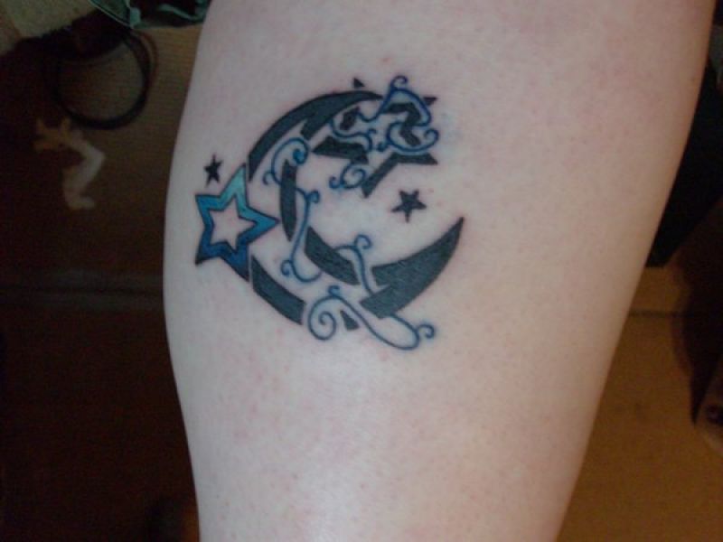 Half Moon With Stars Tattoo Design For Leg Calf