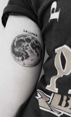 Luluna - Black And Grey Moon Tattoo Design For Bicep