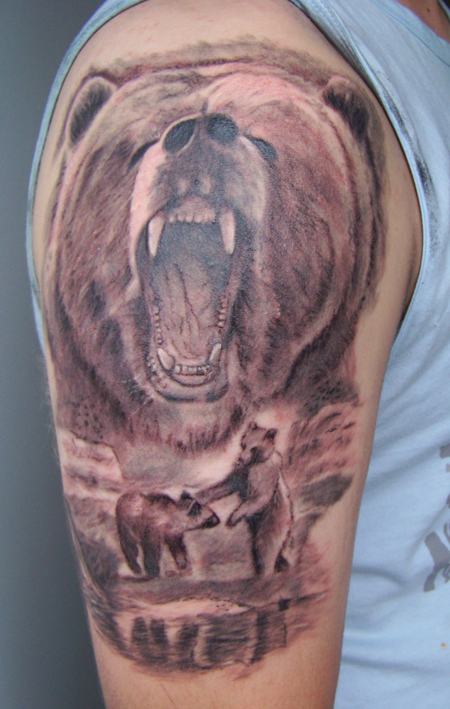 Roaring Bear Head With Two Bears Tattoo On Right Half Sleeve