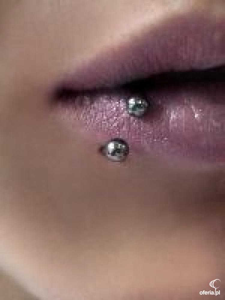 Beautiful Silver Circular Barbell Lip Piercing