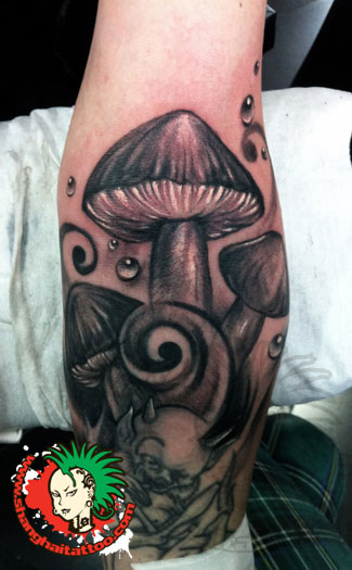 Black And Grey Ink Realistic Mushroom Tattoo On Back Leg