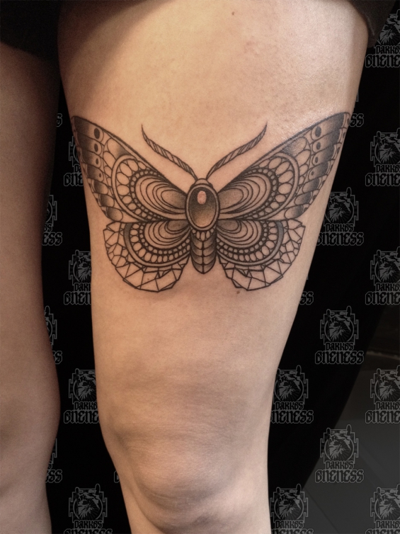 Cool Black And Grey Moth Tattoo On Thigh