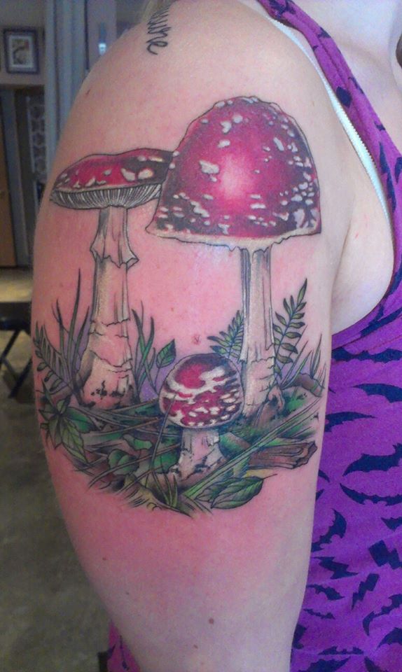 Realistic Mushroom Tattoo On Right Shoulder by Jorge Flores