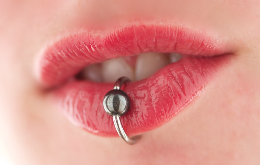 Silver Bead Ring Lip Piercing