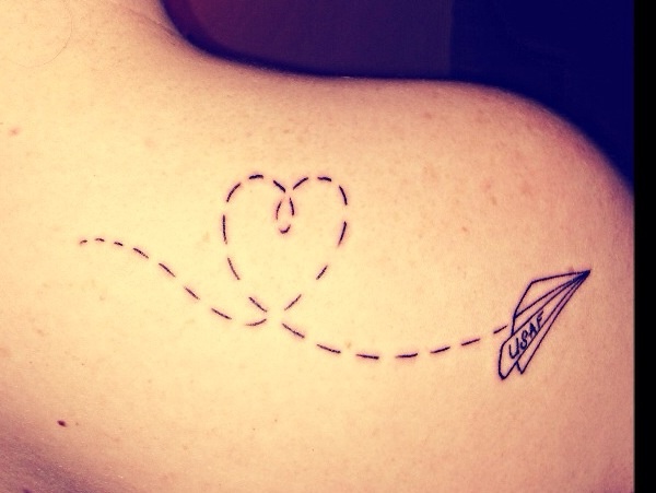 Awesome Heart With Paper Airplane Tattoo On Right Back Shoulder