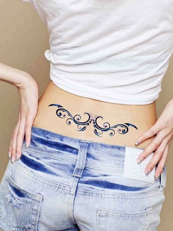 40+ Awesome Waist Tattoos For Girls