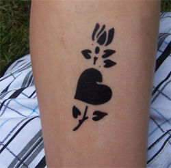 Black Airbrush With Flower Tattoo Design