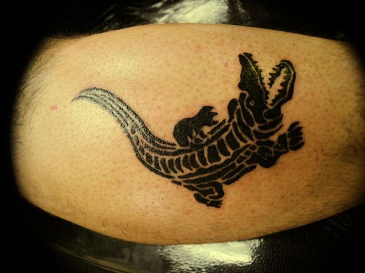 Black Alligator Tattoo Design For Arm