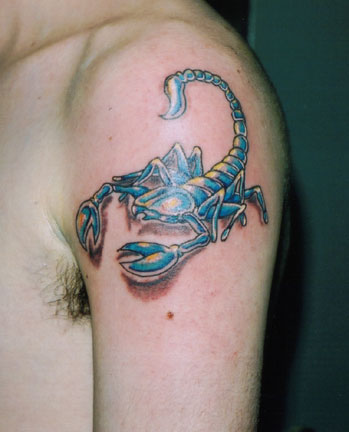 Blue Ink 3D Scorpion Tattoo On Shoulder