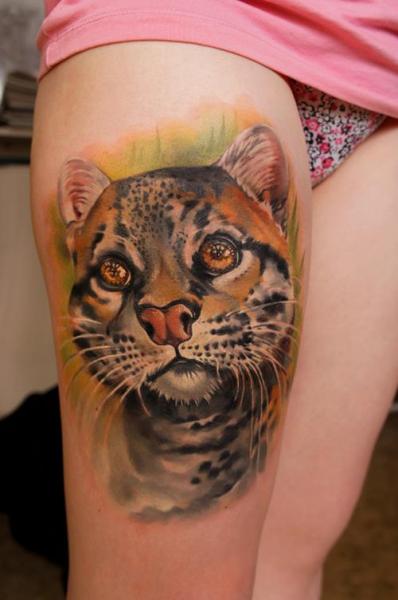 Inspiring 3D Tiger Head Tattoo On Thigh By Grimmy
