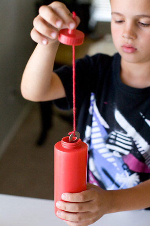 Rig A Ketchup Bottle To Squirt String Instead Of Ketchup April Fools Day Prank