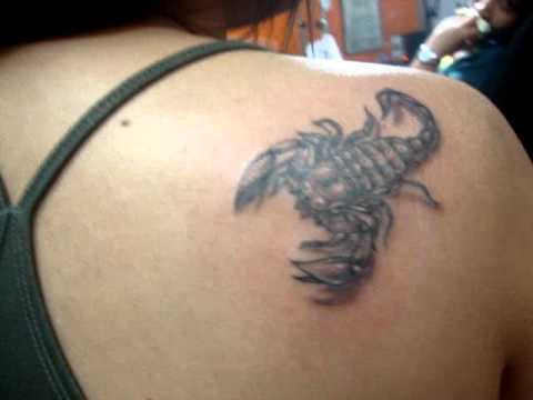 Simple Black And Grey Scorpion Tattoo On Right Back Shoulder