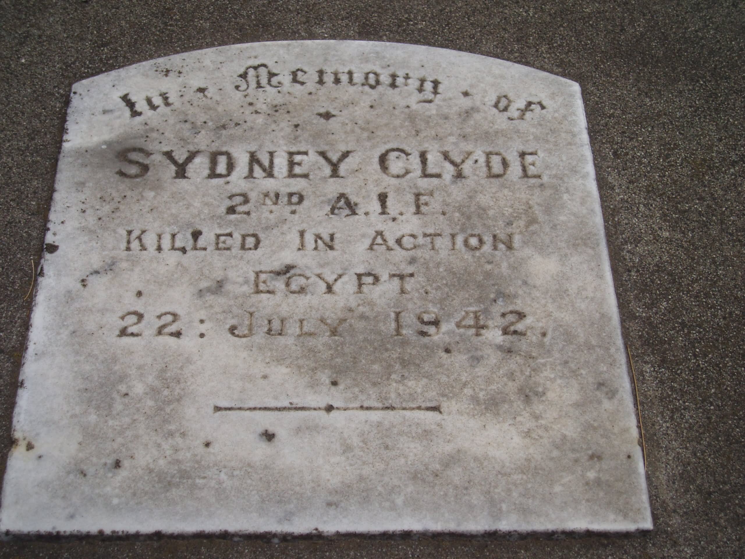 Sydney Clyde Funny Tombstone Picture