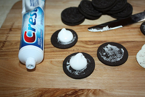 Toothpaste On Biscuits Funny April Fool Prank