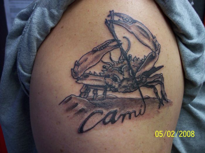 Cami Name And Crab Cancer Tattoo On Leg