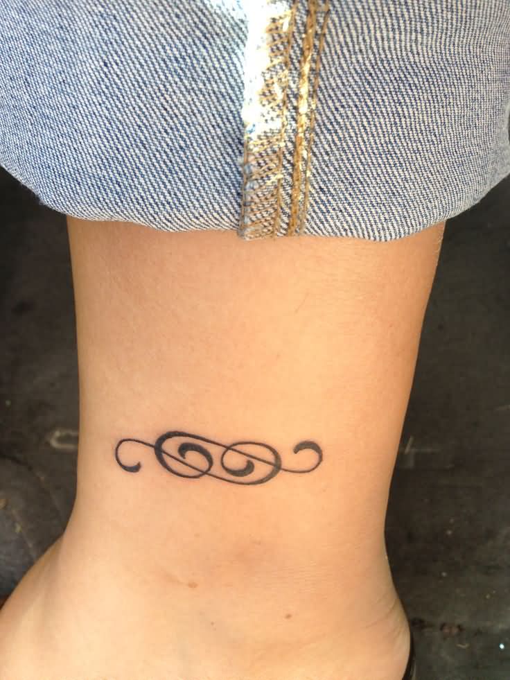 Cancer Zodiac Tattoo On Leg