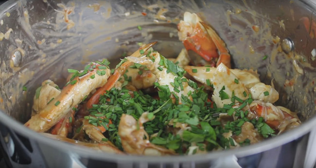 Singapore Chili Crabs Recipe - Image 8