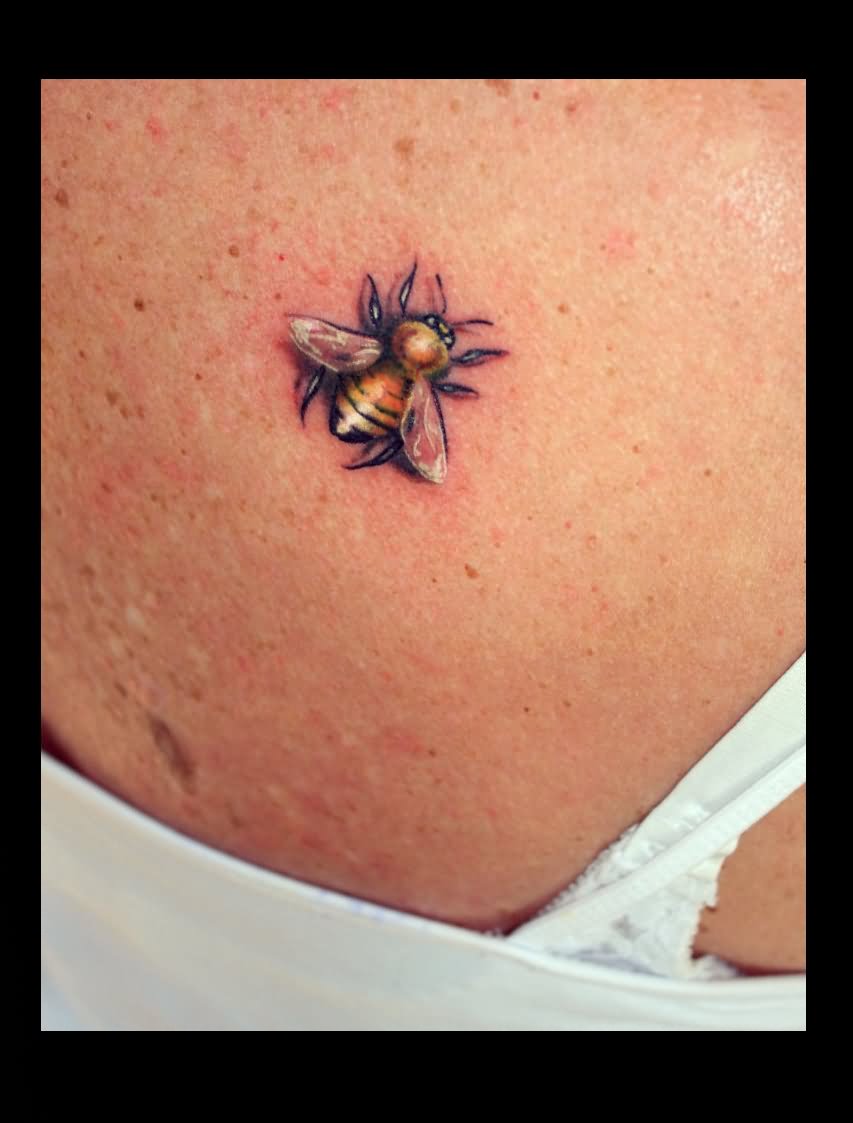 3D Little Bee Tattoo Design For Back Shoulder
