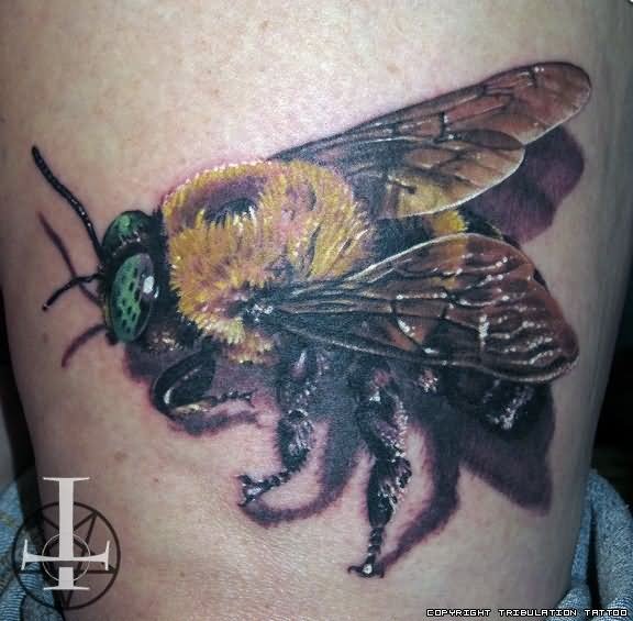 3D Realistic Bee Tattoo Design