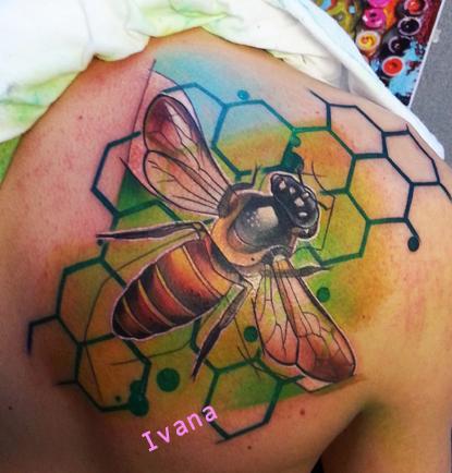 Amazing Bee With Beehive Tattoo On Right Back Shoulder