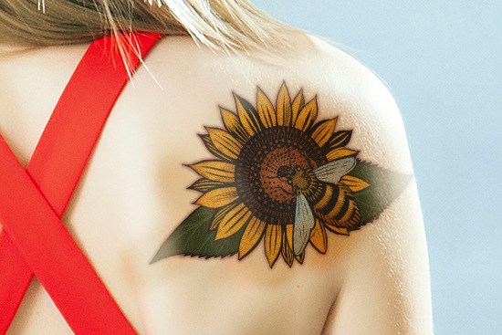 Bee And Sunflower Tattoo On Girl Right Back Shoulder