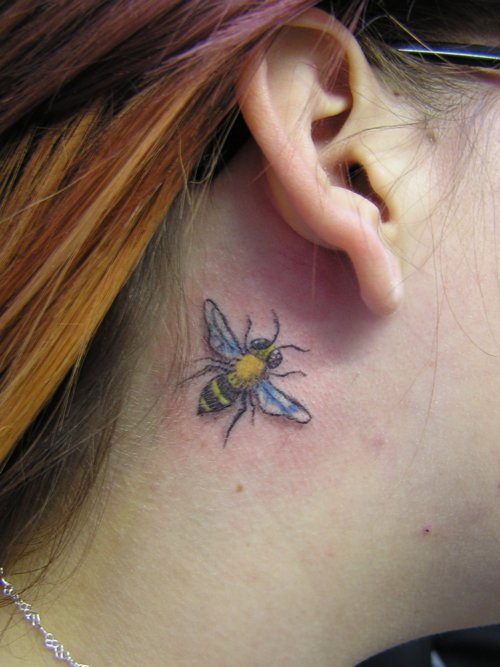 Realistic Bee Tattoo On Girl Behind The Ear