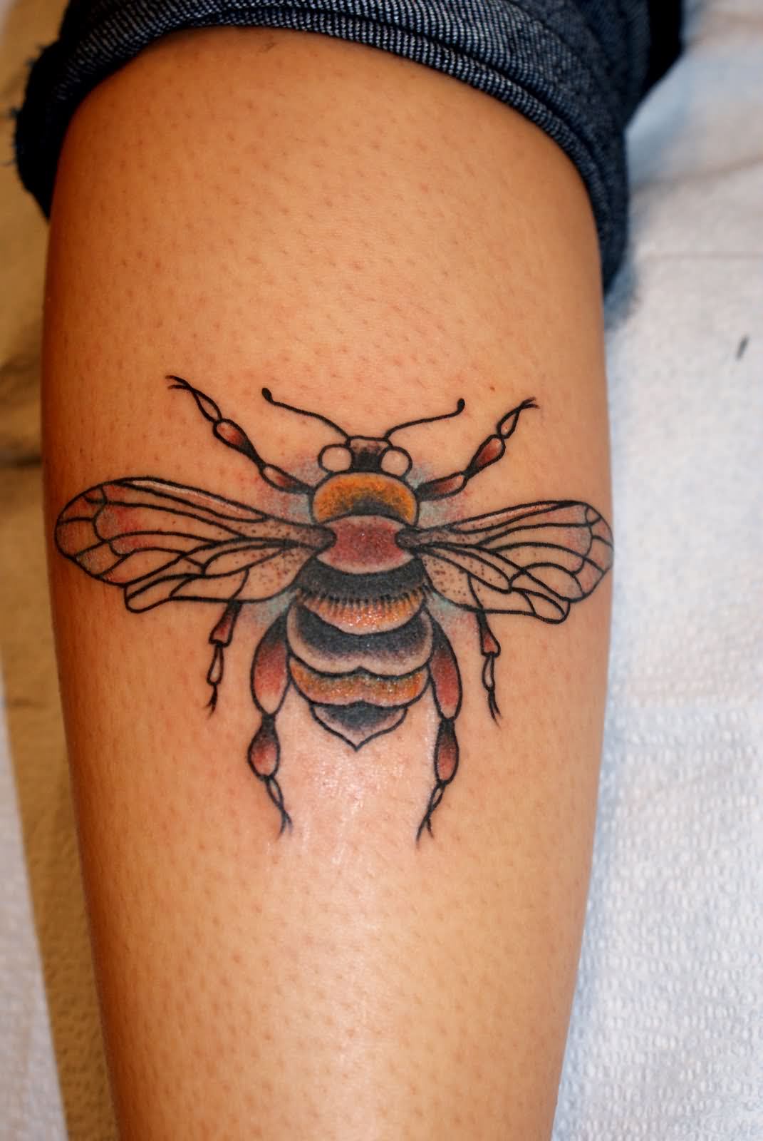 Traditional Bee Tattoo Design For Leg
