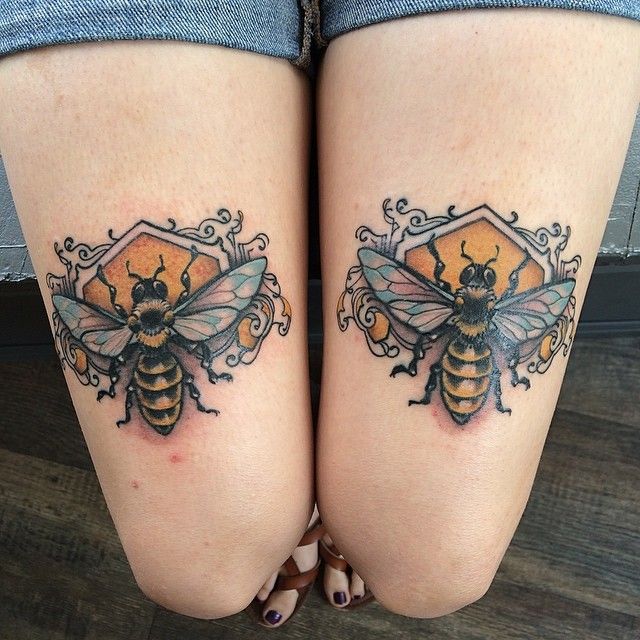 Traditional Bee Tattoo On Girl Both Thigh