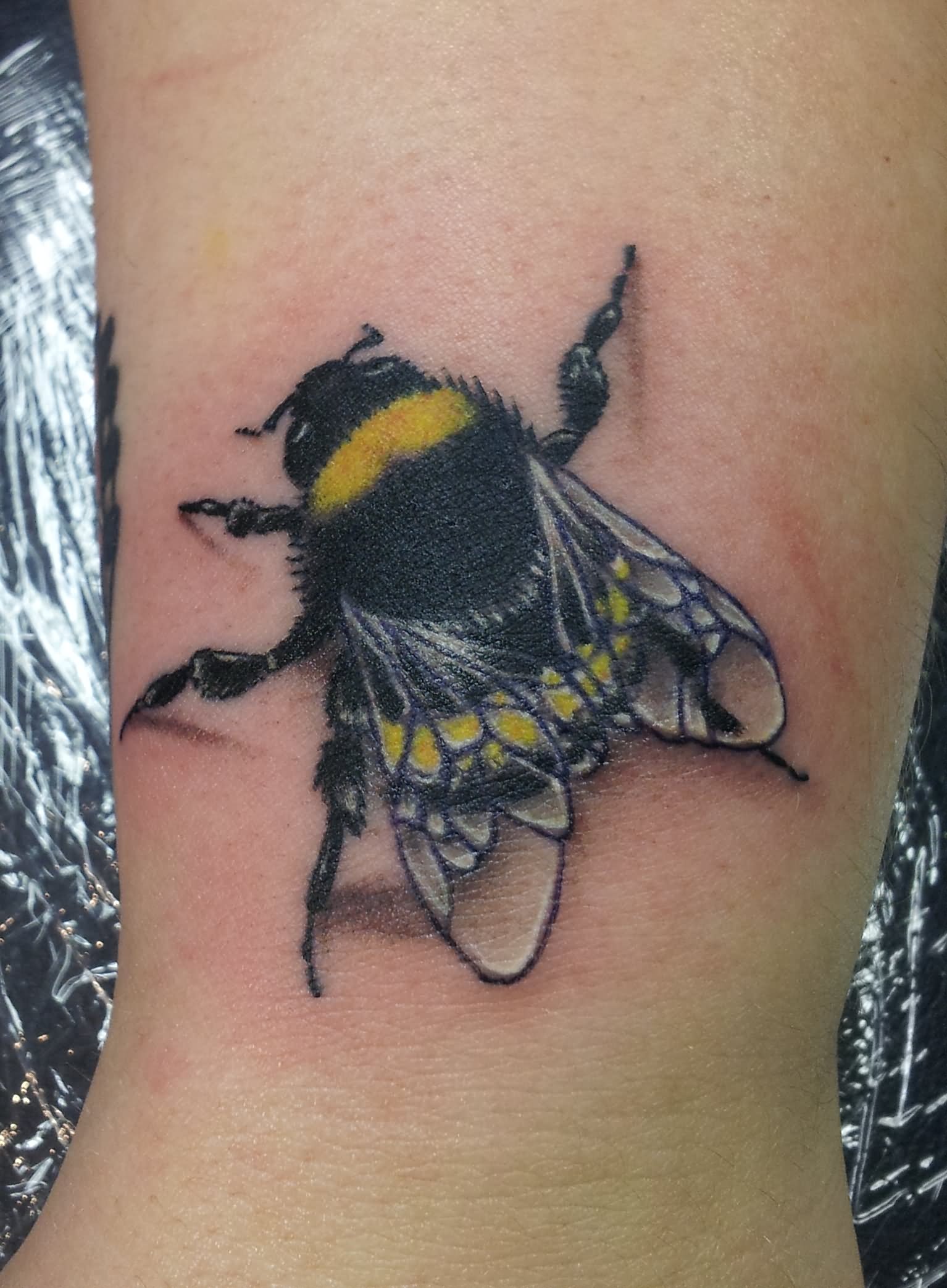 Yellow And Black 3D Bee Tattoo Design