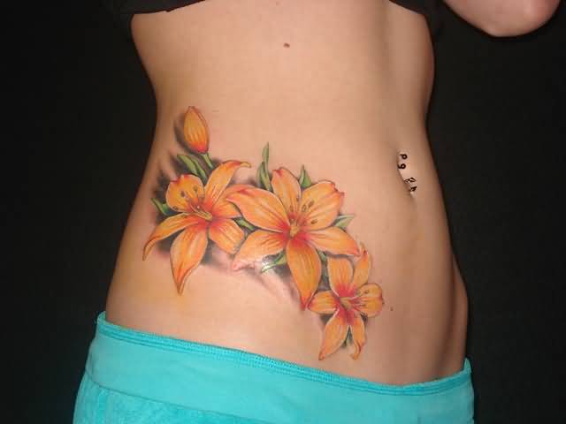 3D Flowers Tattoo On Side Belly