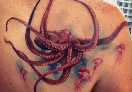 3D Octopus Tattoo On Right Back Shoulder