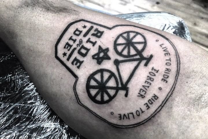 Bike In Skull Tattoo Design For Leg