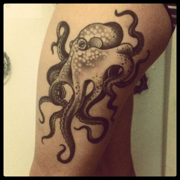 Black And White Octopus Thigh Tattoo