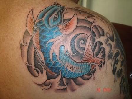 Blue Aqua Fish Tattoo On Right Back Shoulder