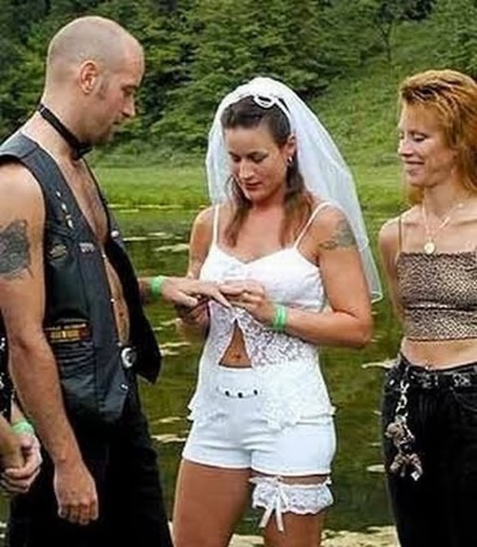 Funny White Trash Wedding Picture