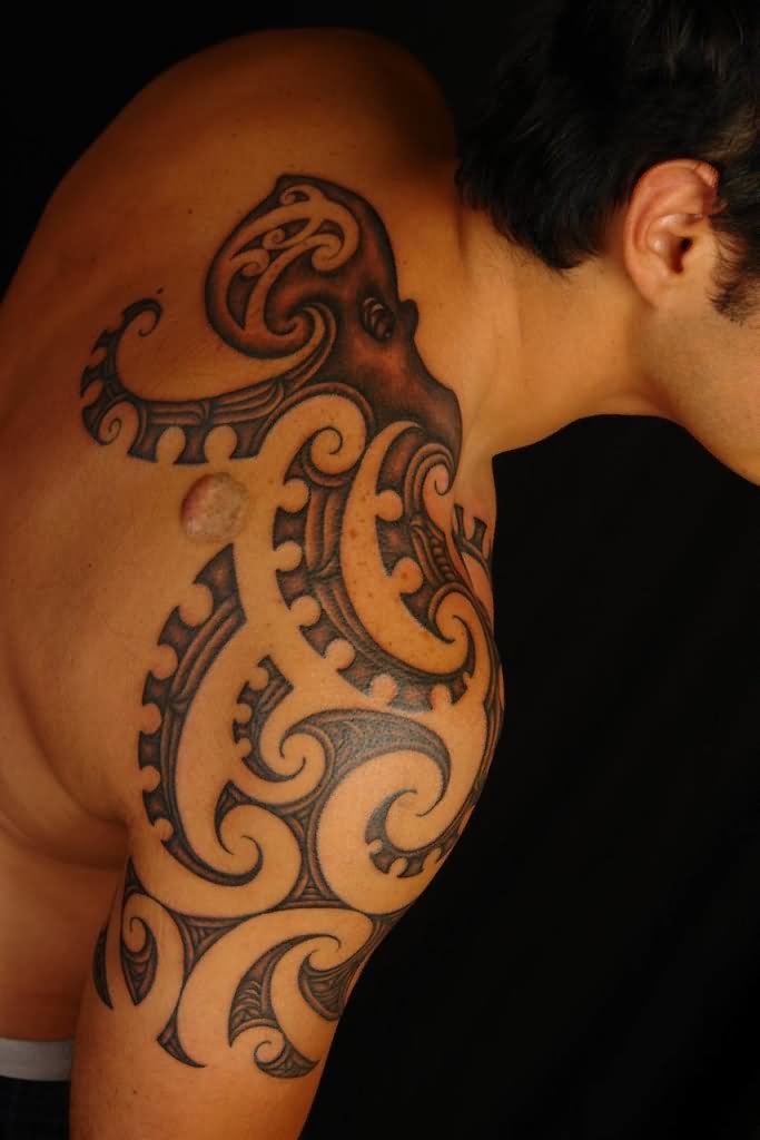 Hawaiian Octopus Tattoo On Right Shoulder